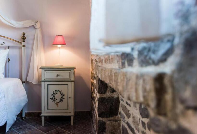 オーシャンビュースイート, Palaeopoli Villas