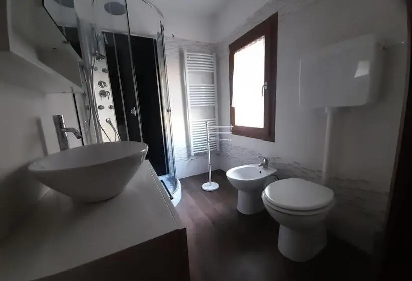 ファミリールーム, B&b La Tana Dei Ricci