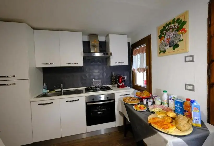 ファミリールーム, B&b La Tana Dei Ricci