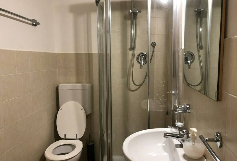 베이직 3인 룸, Casale Coreallo