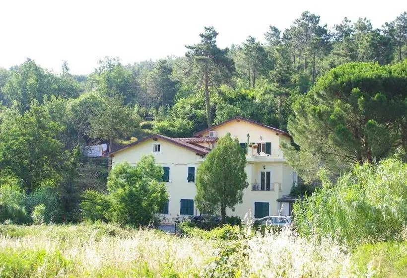 スタンダードトリプルルーム, Casale Coreallo