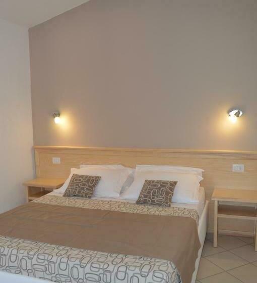 חדר סטנדרט עם מיטת קינג, Guest Rooms Affittacamere
