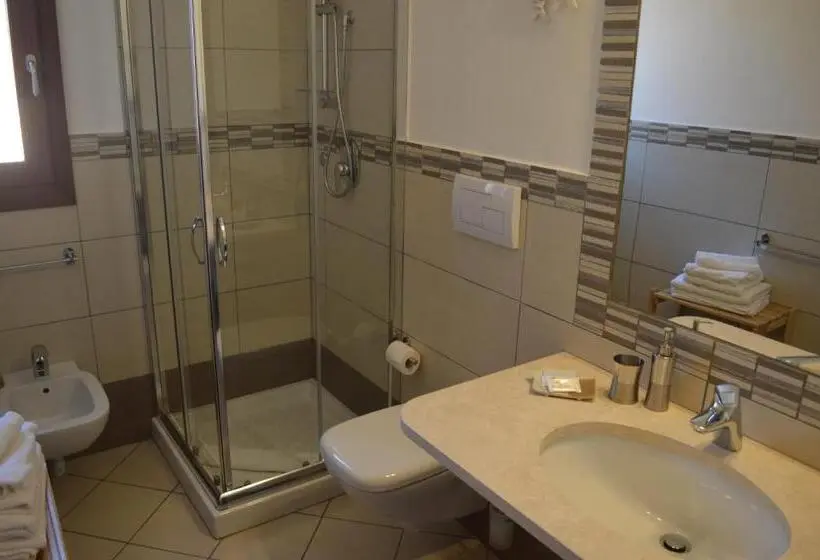 اتاق استاندارد سه نفره, Guest Rooms Affittacamere