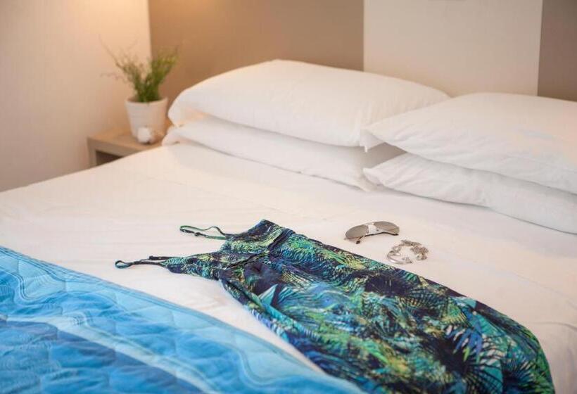 غرفة قياسية رباعية, Bologna