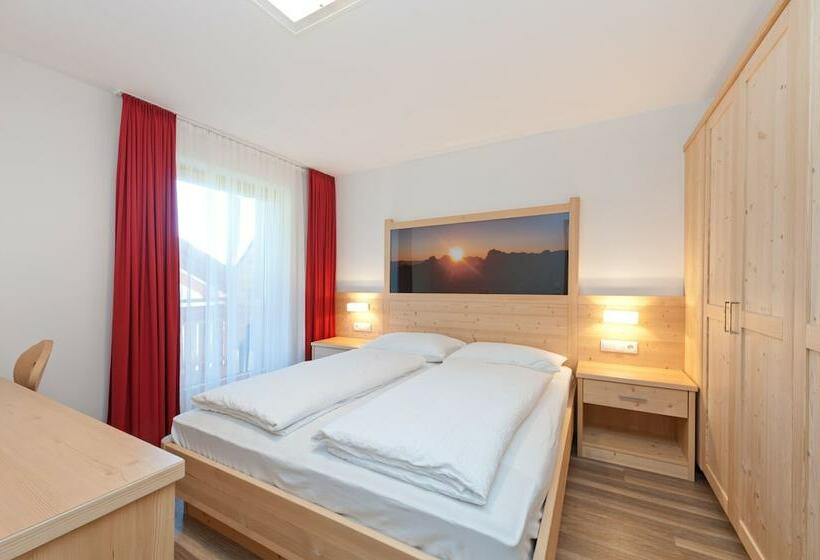 דירת חדר סופריור, Mountain Residence Montana