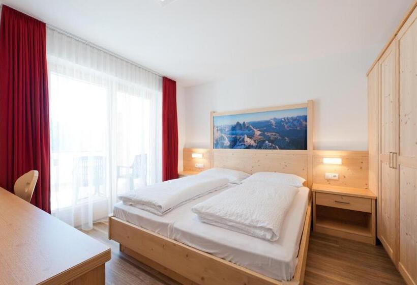 דירת חדר סופריור, Mountain Residence Montana