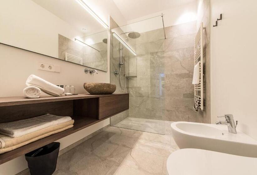 דירת פנטהאוז 1 חדרי שינה, Mountain Residence Montana