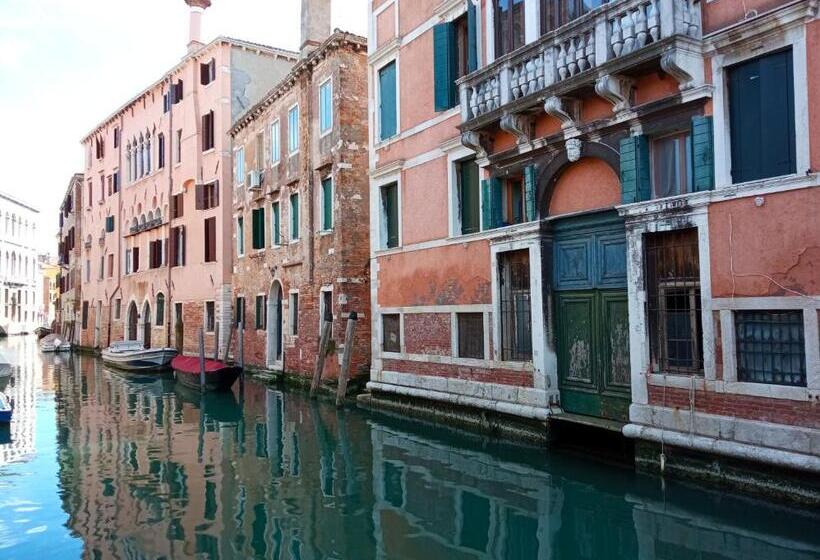 اتاق استاندارد یک تخته با سرویس بهداشتی مشترک, Ostello S. Fosca   Cpu Venice Hostels