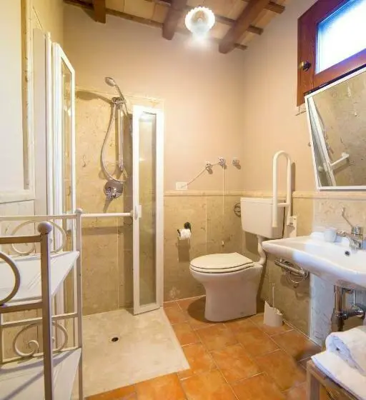 身障者適用キングサイズベッドルーム, Agriturismo Don Carlo