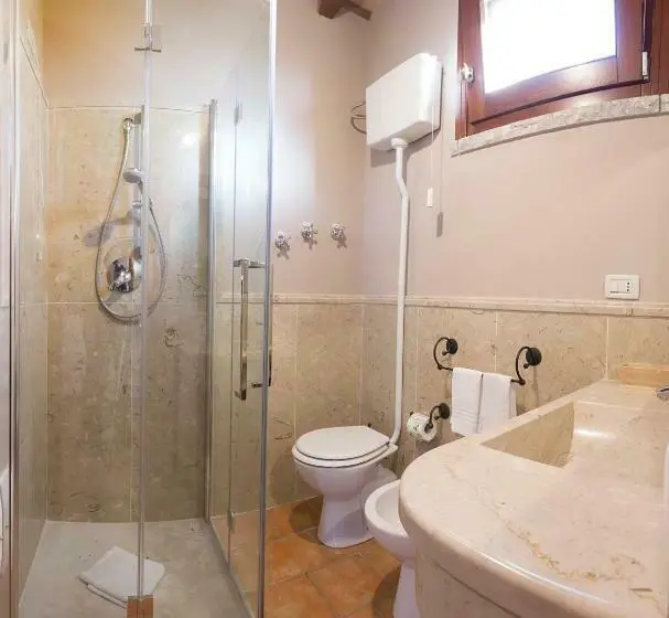 コンフォートトリプルルーム, Agriturismo Don Carlo
