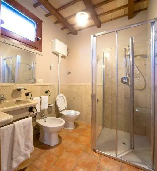 コンフォートトリプルルーム, Agriturismo Don Carlo