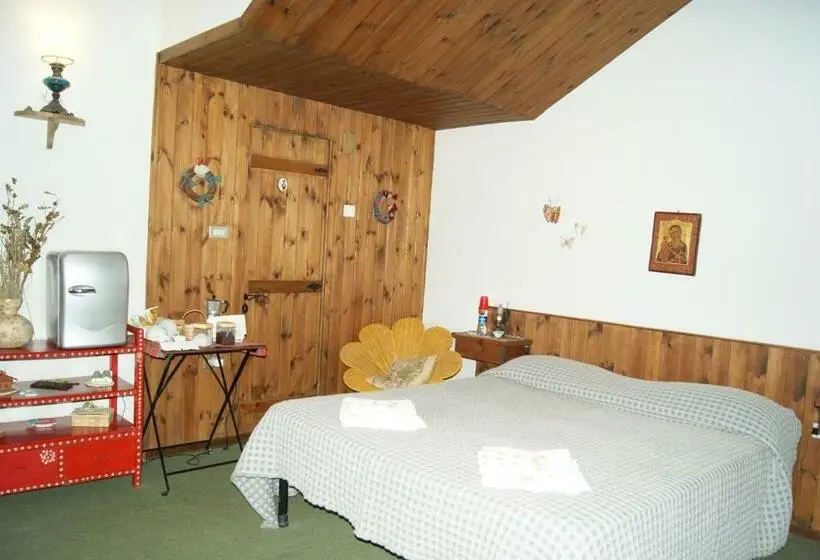 スタンダードトリプルルーム, B&b Il Querceto