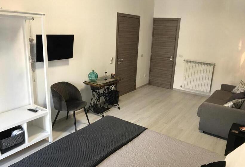 اتاق خانوادگی, B&b Le Stanze Al Centro