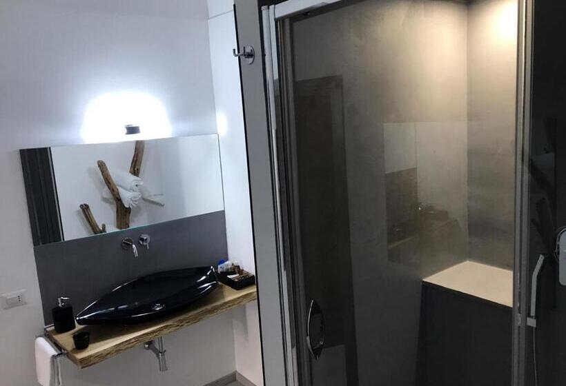 اتاق خانوادگی, B&b Le Stanze Al Centro