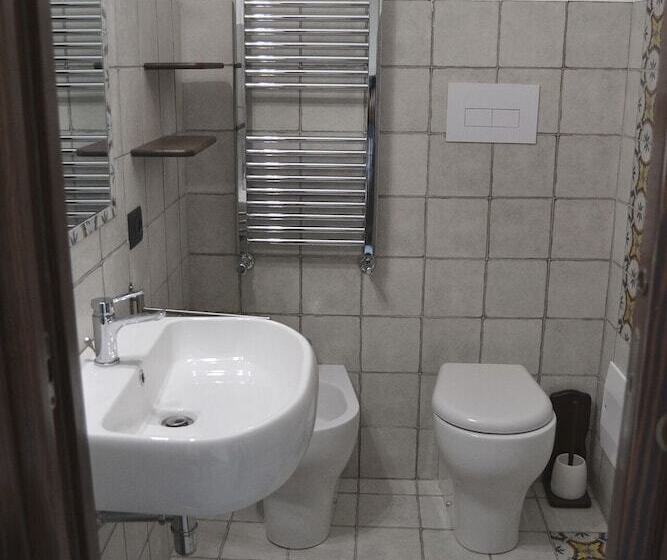 豪华海景房带阳台, Agorà Panoramic Rooms