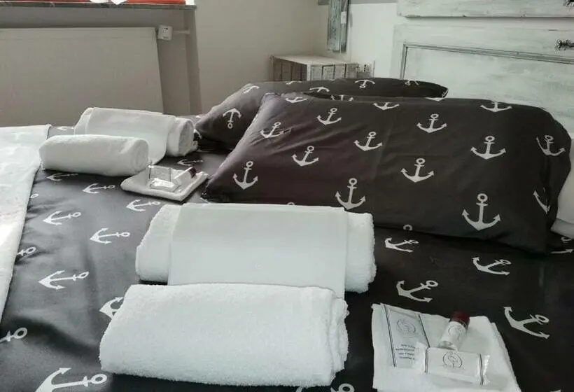 浴室共有スタンダード４人用ルーム, Good Morning Shopping