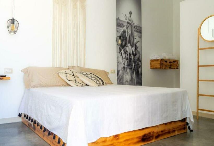 חדר דלוקס, Isola Dei Poeti