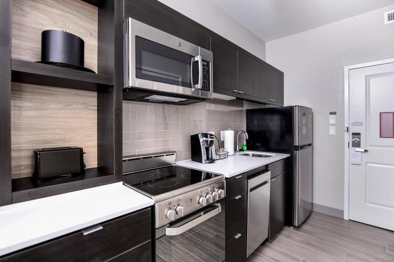 מיטת קינג בסוויטה, Towneplace Suites By Marriott Houston Hobby Airport