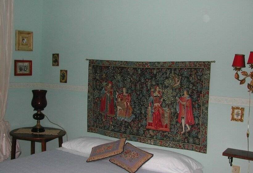 Ortak Banyolu Standart Oda, Donna Annetta