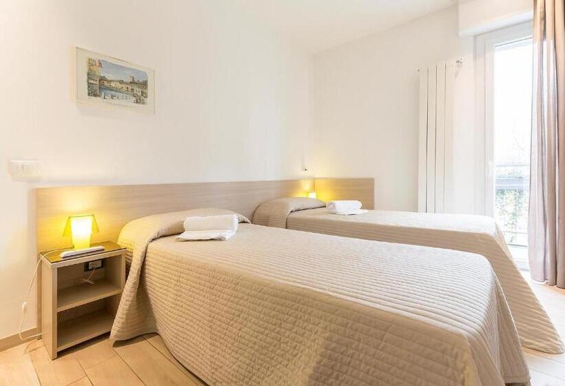 디럭스 룸, Foresteria Via Italia