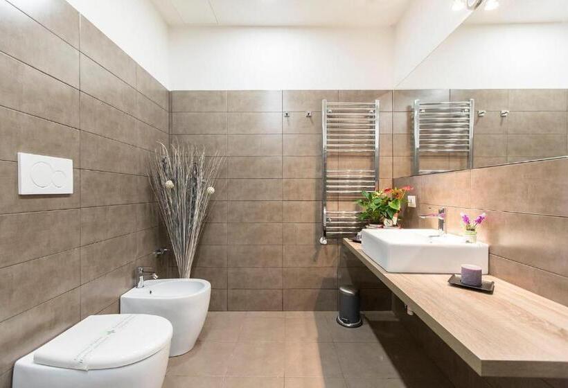 주니어 스위트, Foresteria Via Italia