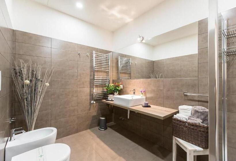 주니어 스위트, Foresteria Via Italia