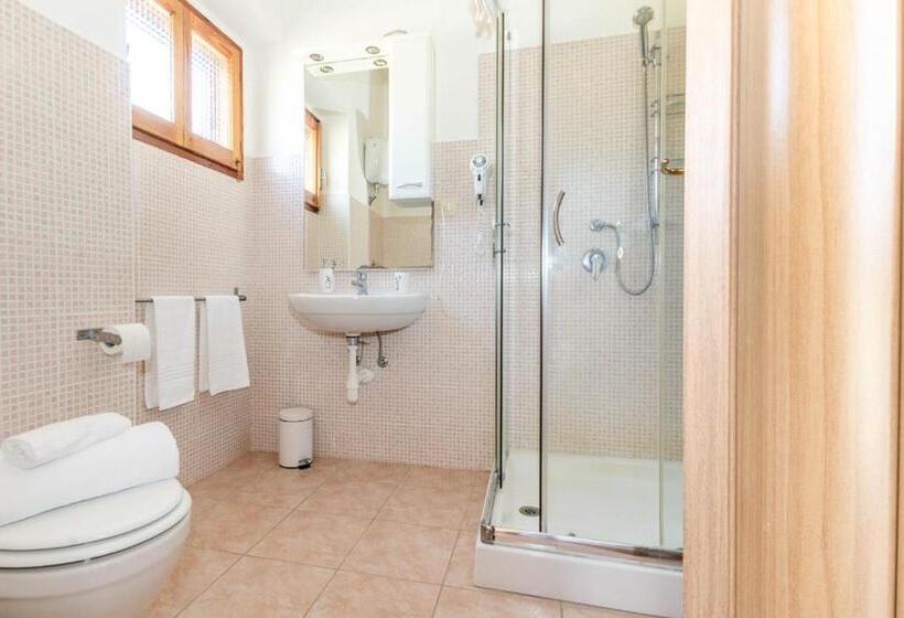Quarto Estandar, Mare Lughente
