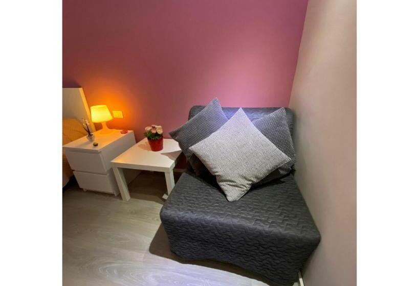 غرفة قياسية ثلاثية, Bnb Archimede