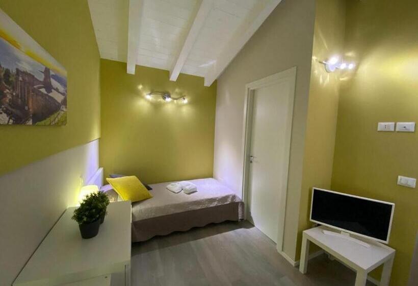 غرفة أساسية, Bnb Archimede