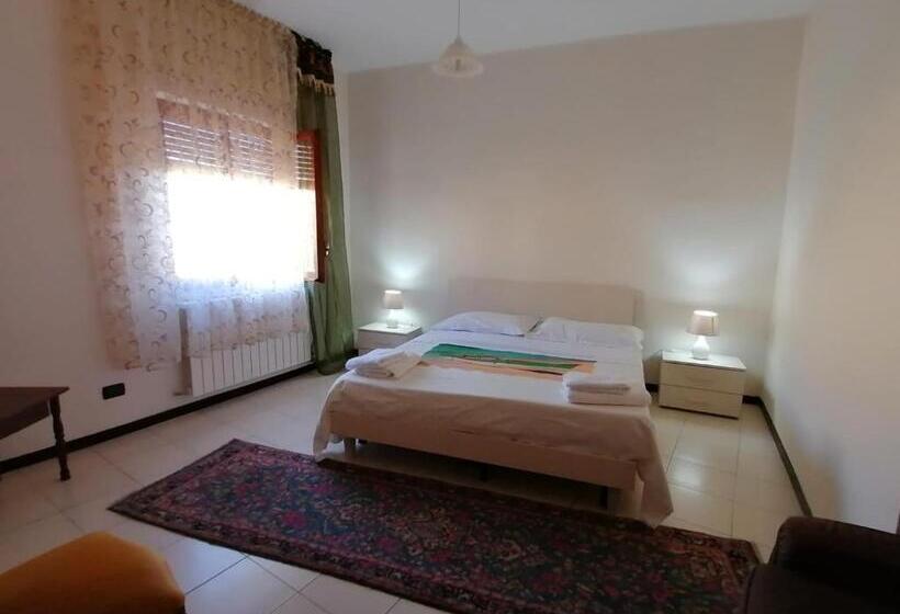 اتاق خانوادگی, Bed And Breakfast Lagiocosa