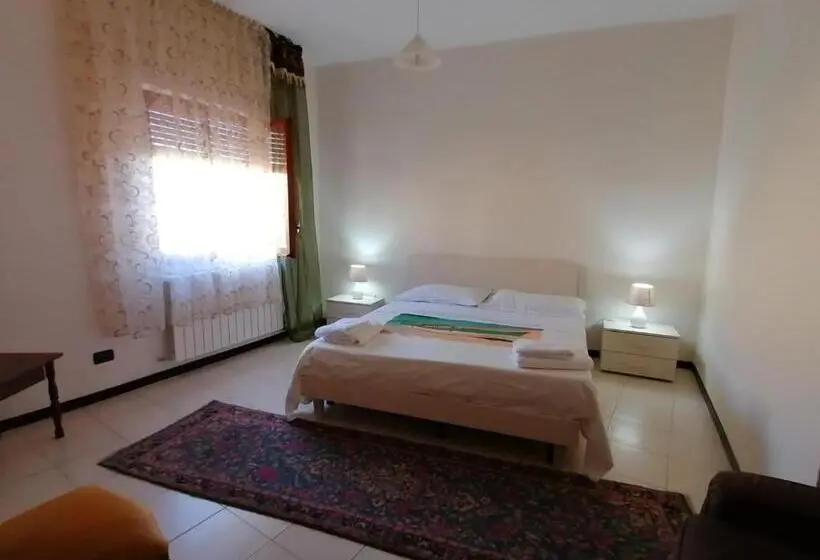 اتاق خانوادگی, Bed And Breakfast Lagiocosa