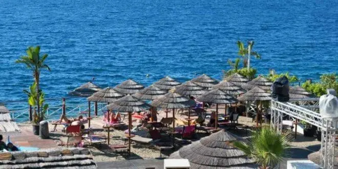 اتاق اکونومی, Bed And Breakfast Lagiocosa