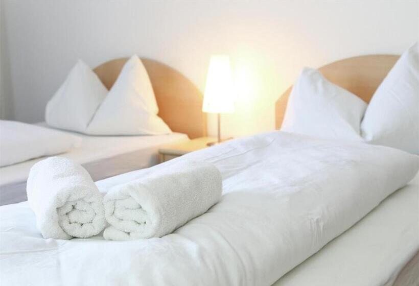 豪华房间, Laugen Cafe Pizza Bb