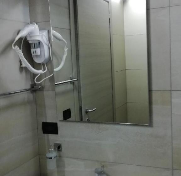 חדר סטנדרט, מיטת קינג, מותאם לאדם עם מוגבלויות, Mattei Domus