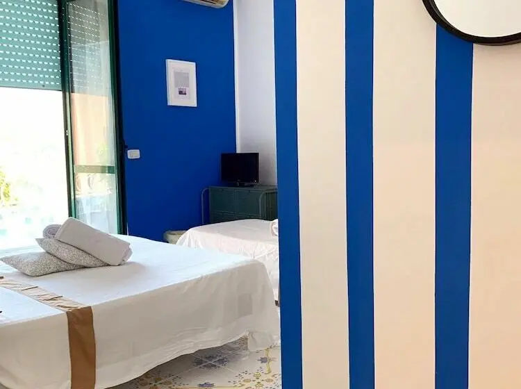 اتاق استاندارد با بالکن و چشمانداز دریا, Mille Tramonti Agropoli Sunset Suite