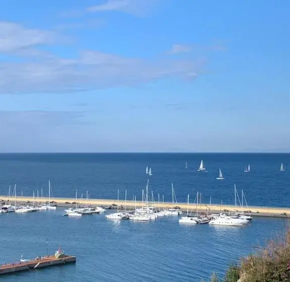اتاق لوکس با بالکن و چشمانداز دریا, Mille Tramonti Agropoli Sunset Suite