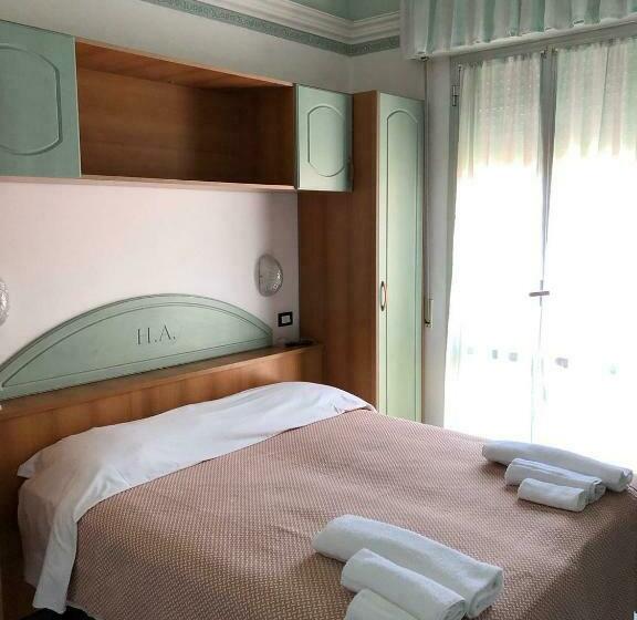 غرفة قياسية, Augustus