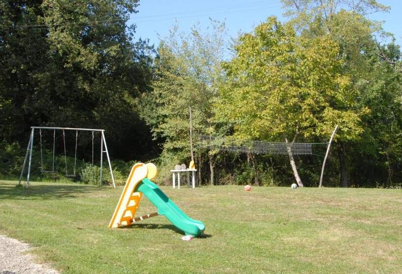 דירת חדר נוף לגינה, La Capannella