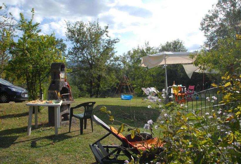 דירת חדר בקומת קרקע, La Capannella