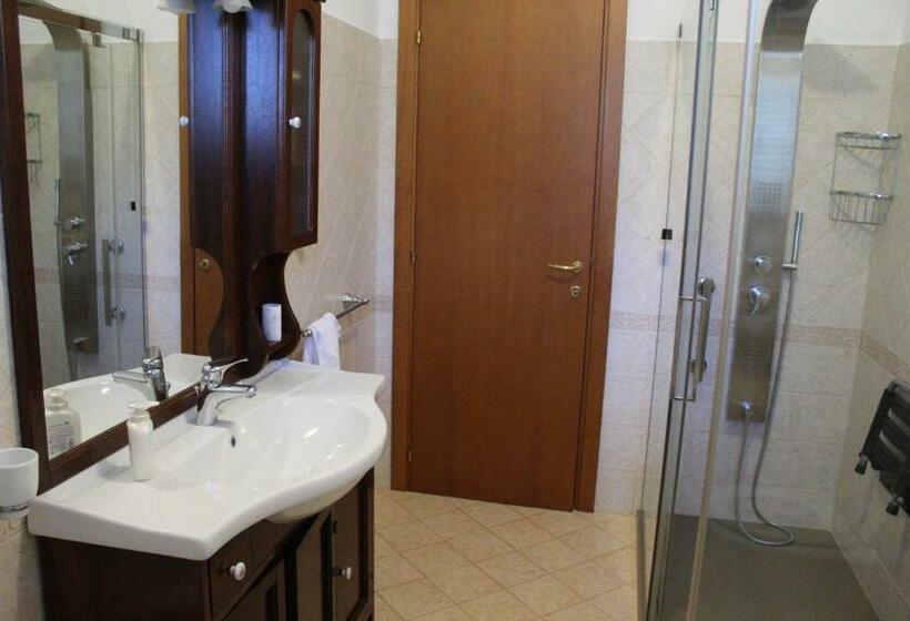 标准三人间, Villa Lucia B&b