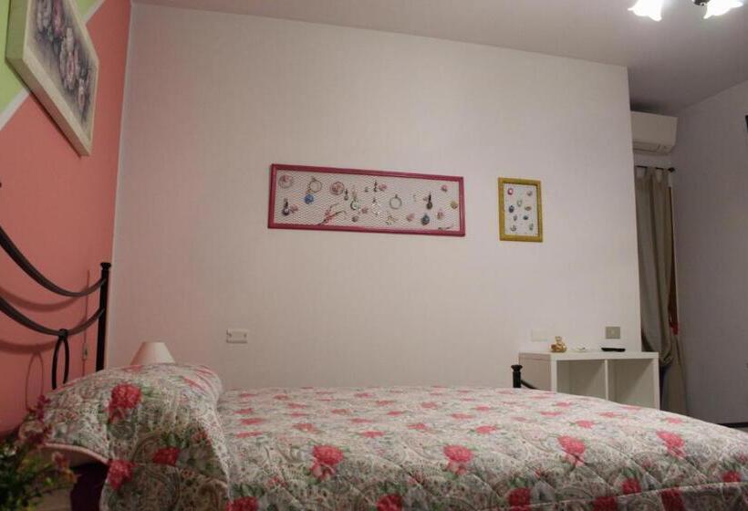 اتاق استاندارد سه نفره, Villa Lucia B&b