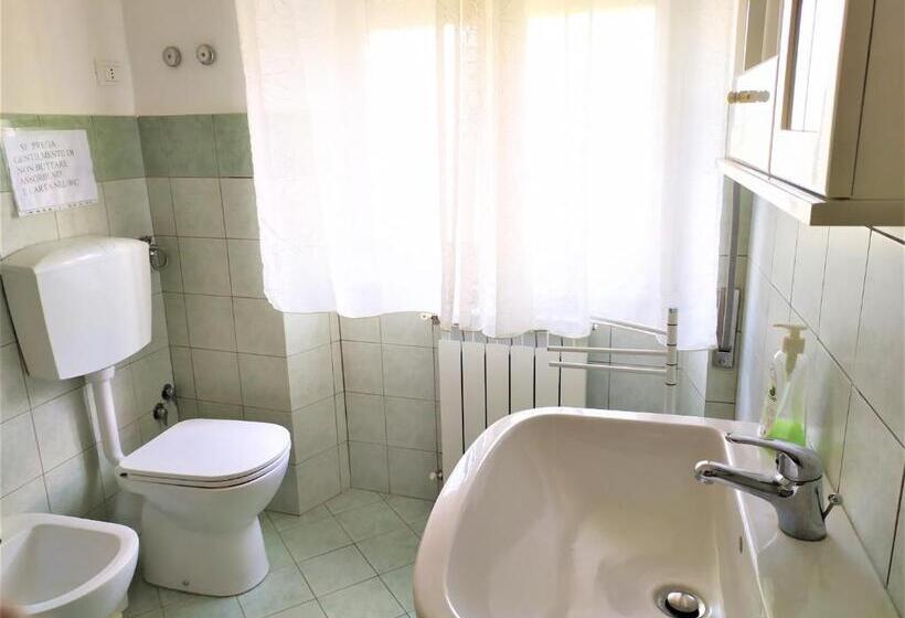 غرفة قياسية مزوَّدة بشُرفة, B&b Casa Valentina A Linguaglossa