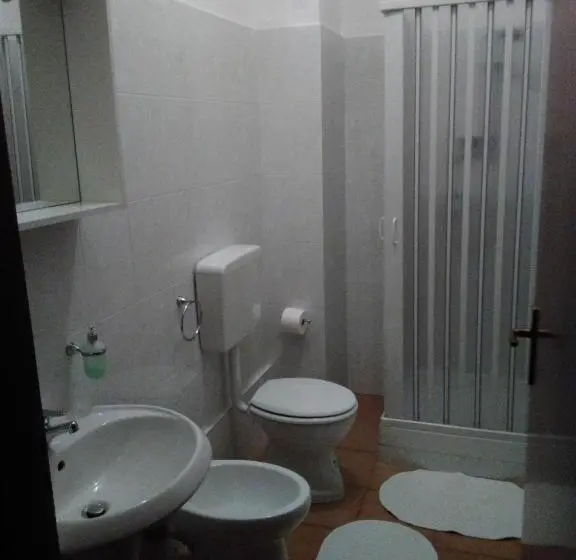 ファミリールーム, B&b Tufaro Alberico