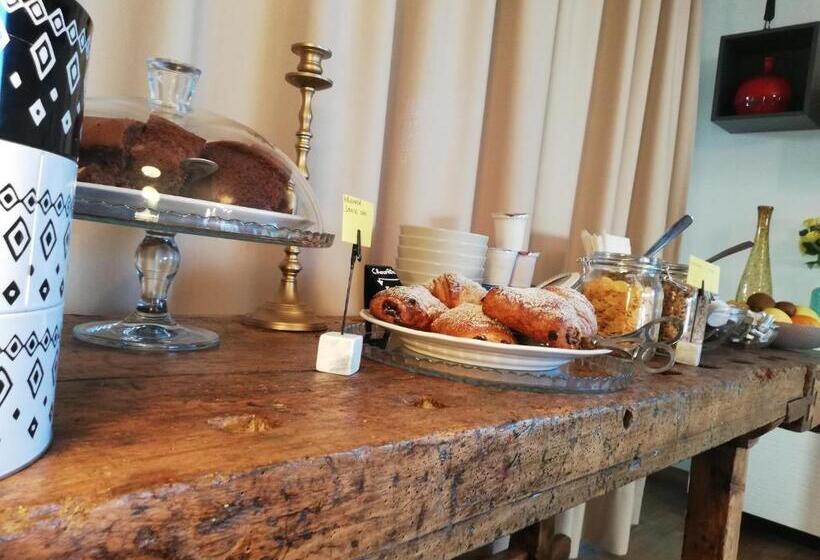 Номер Стандарт Вид на Бассейн, B&b Villa Pelèr