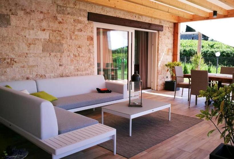 Номер Стандарт Вид на Бассейн, B&b Villa Pelèr