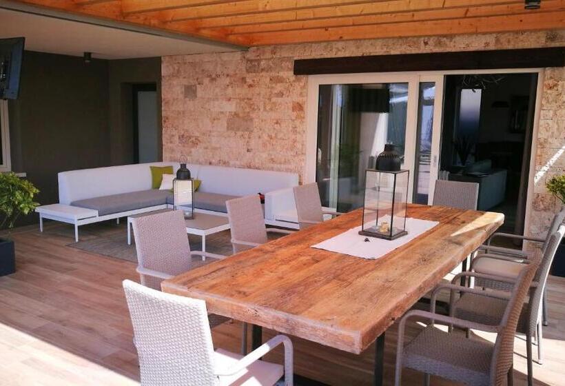 Номер Стандарт Вид на Бассейн, B&b Villa Pelèr