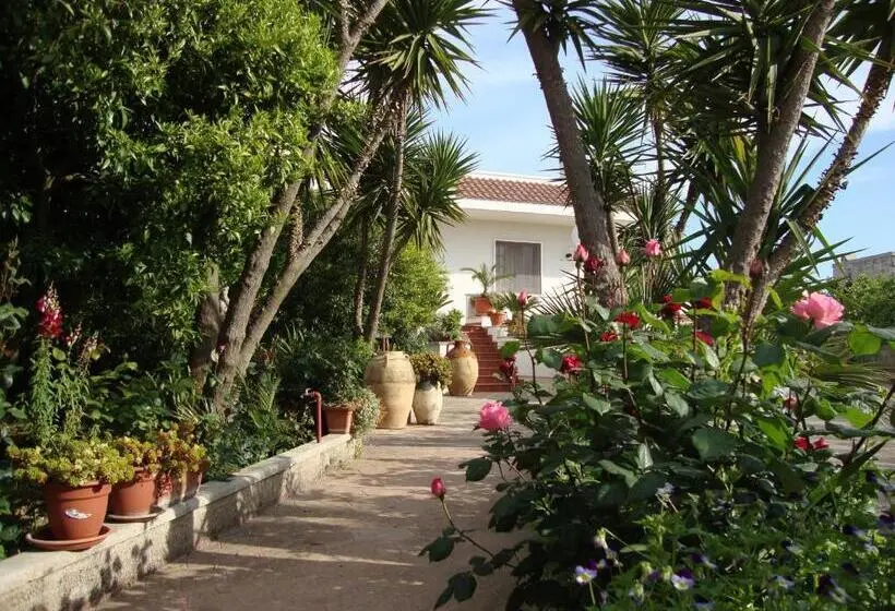 スタンダード４人部屋, B&b Villa Sitrie