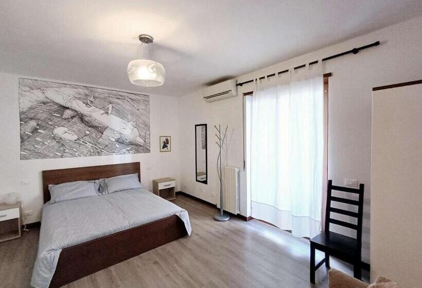 اتاق استاندارد با سرویس بهداشتی مشترک, Nottetempo Verona