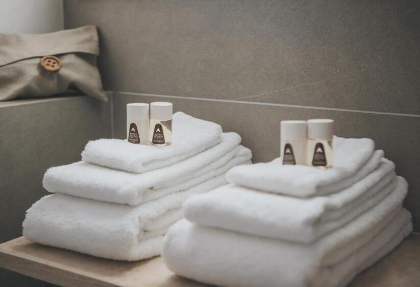 חדר סטנדרט, Pietra Pesara