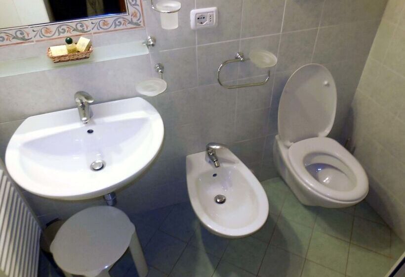 2 Bedroom Apartment Garden View, Borgo Rapale